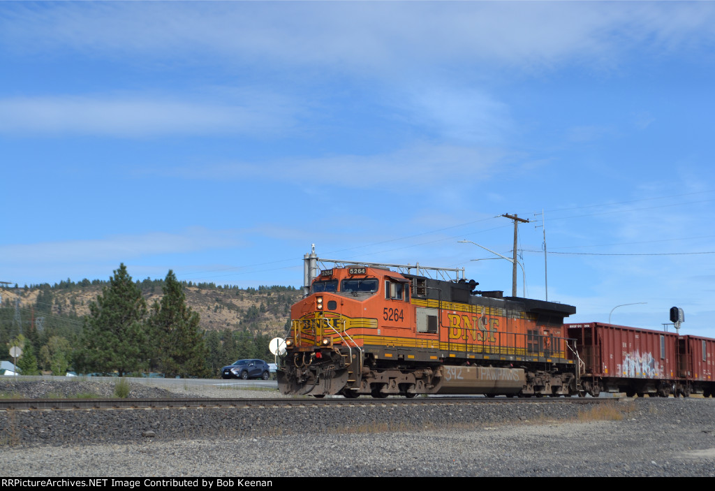 BNSF 5264